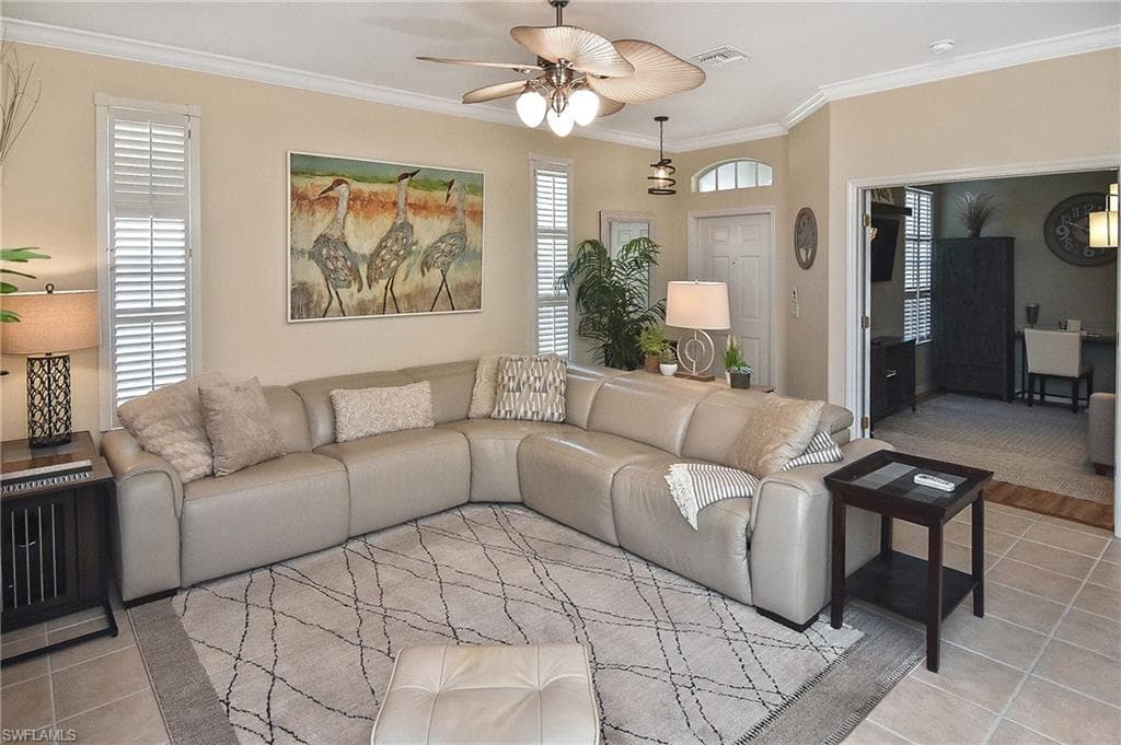 8156 Woodridge Pointe DR-12