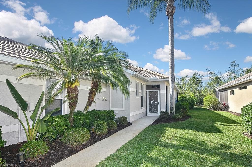 8156 Woodridge Pointe DR-3
