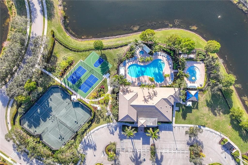 6542 Marbella DR-32