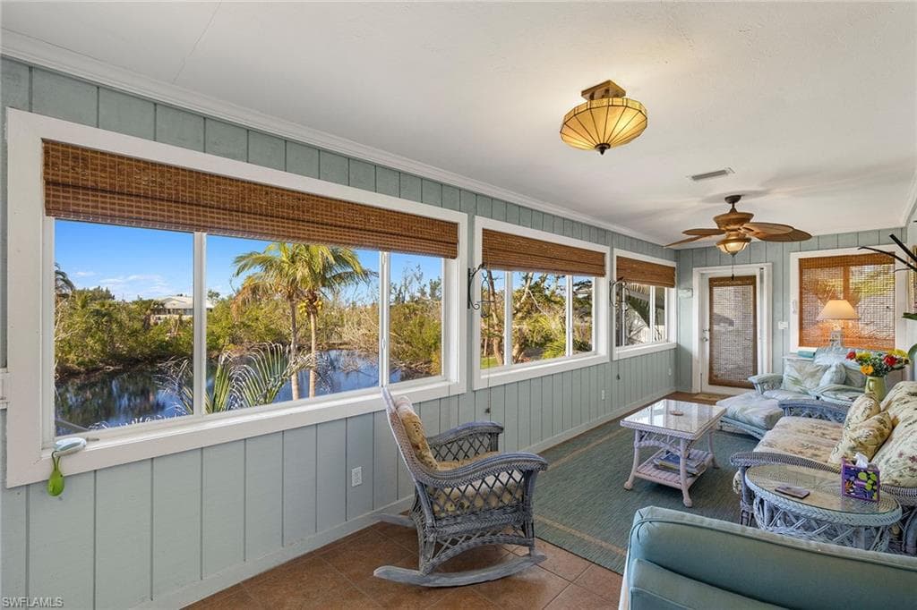 2999 Twin Ponds DR-28