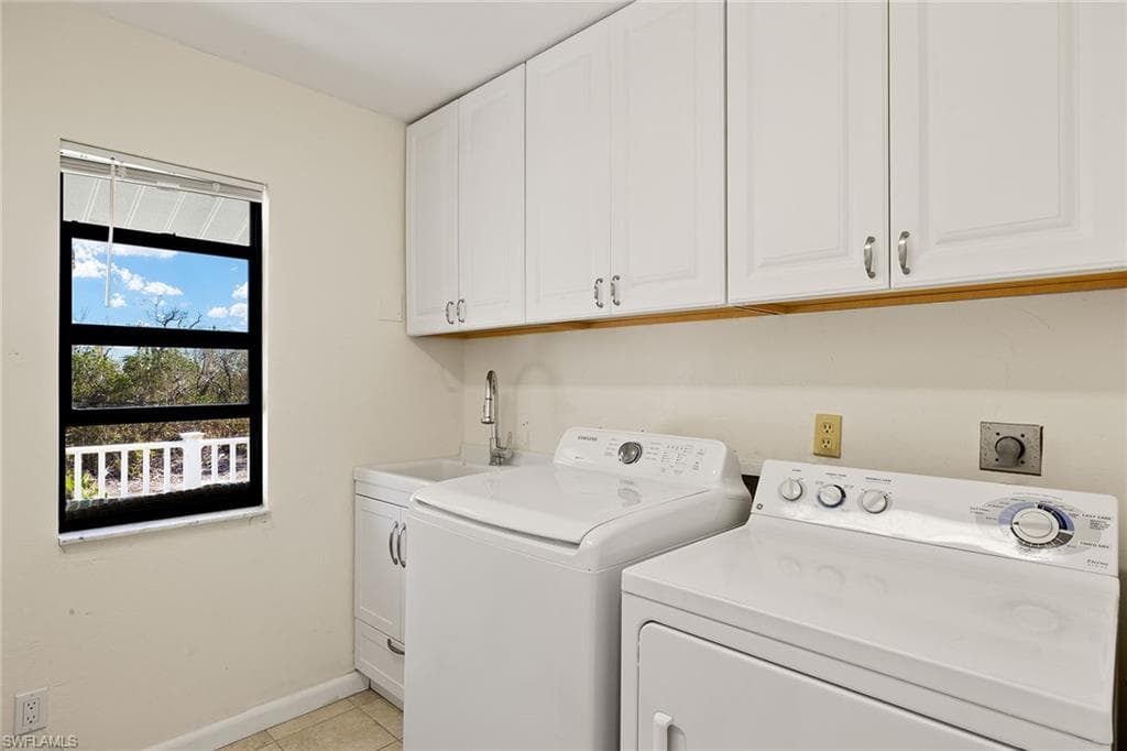 2999 Twin Ponds DR-25