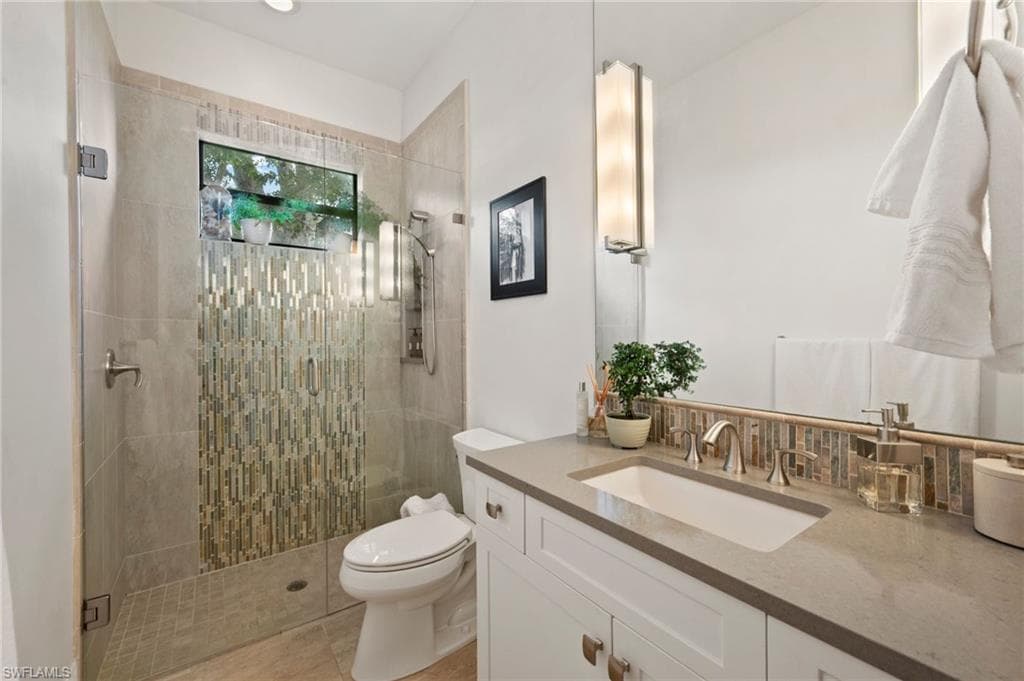 14994 Bonaire CIR-17