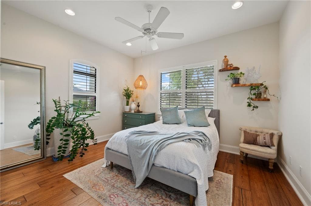 14994 Bonaire CIR-16