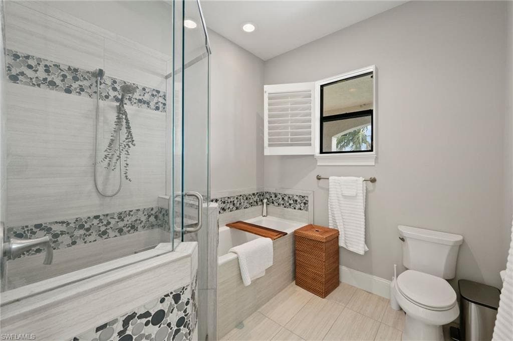 14994 Bonaire CIR-36
