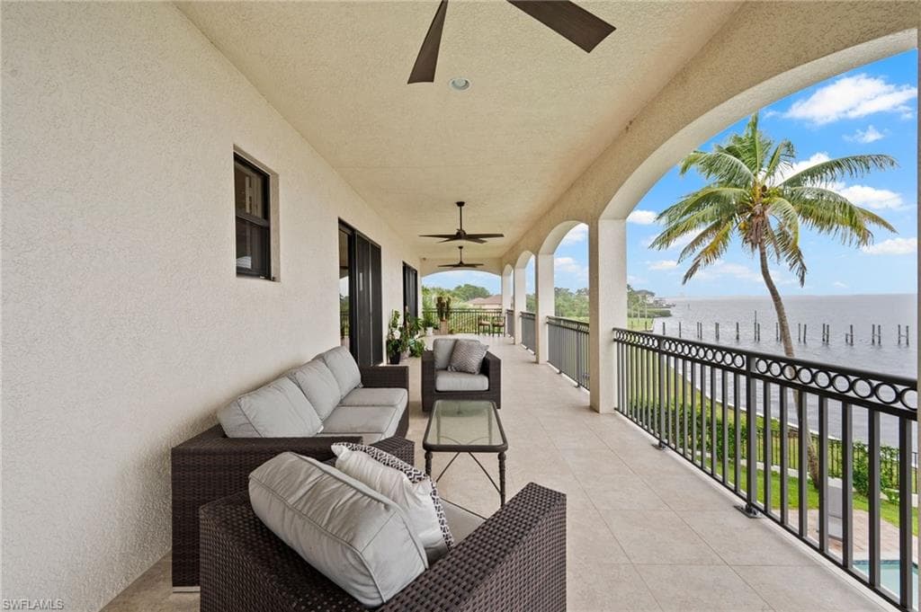 14994 Bonaire CIR-38