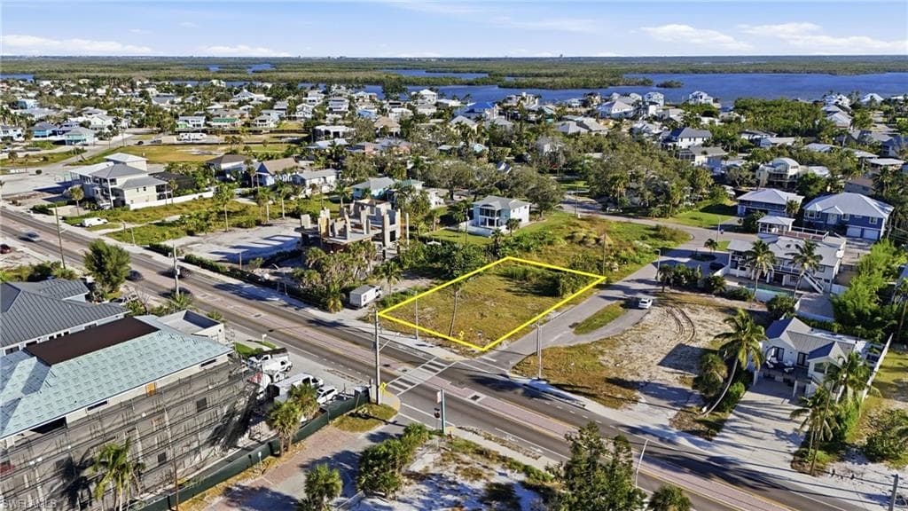 5791 ESTERO BLVD-13