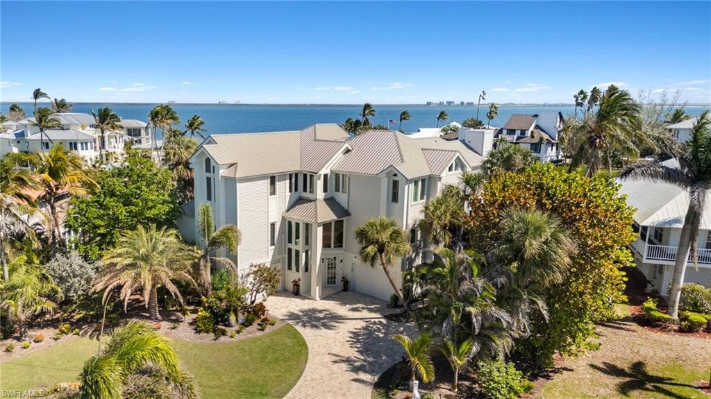 1490 Angel DR-46