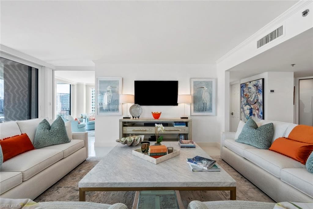 4251 Gulf Shore BLVD N 10B-4