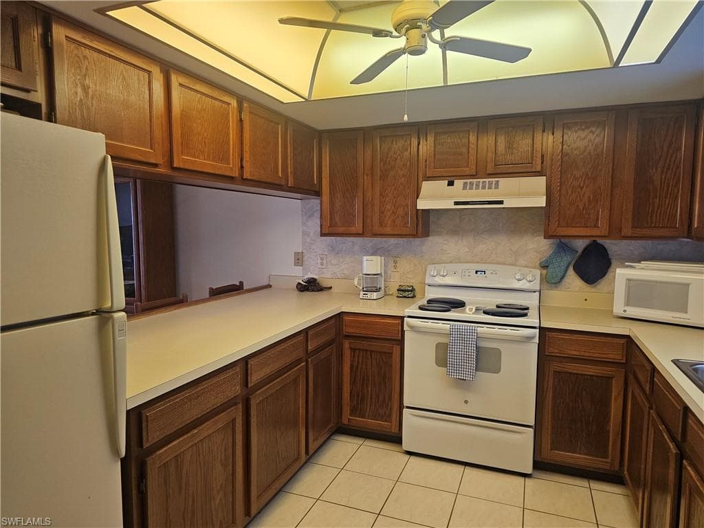 4521 Bay Beach LN 222-24