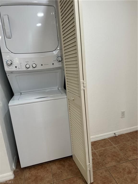 4225 Bellasol CIR 1612-6