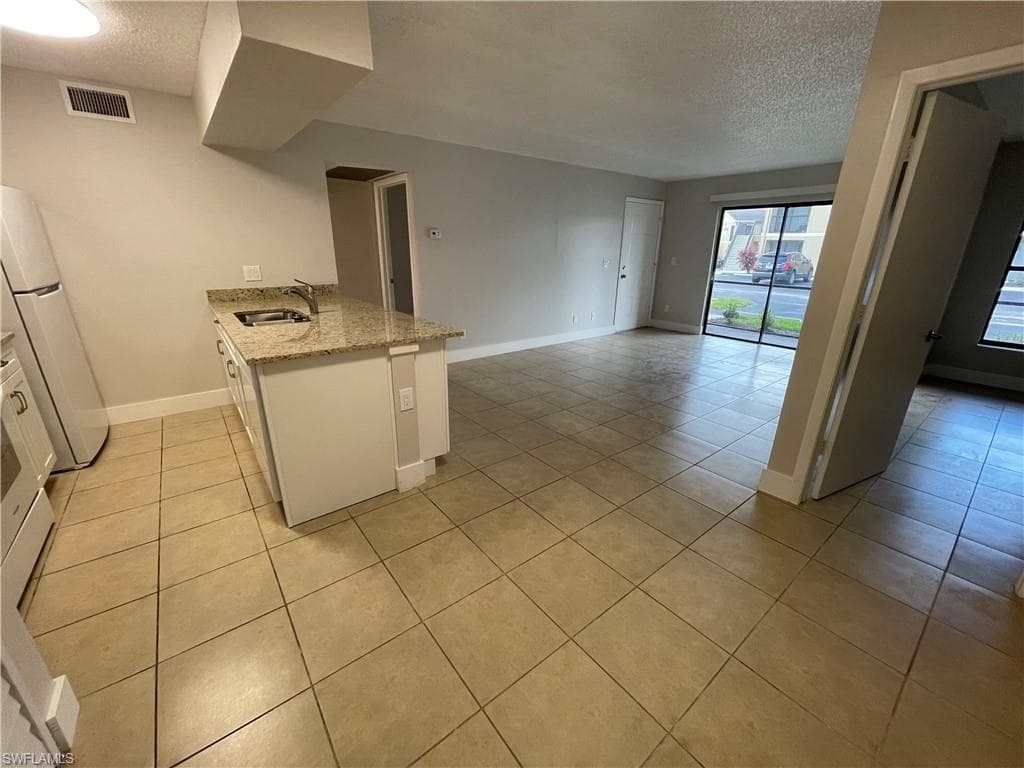 5323 Summerlin RD 2307-3