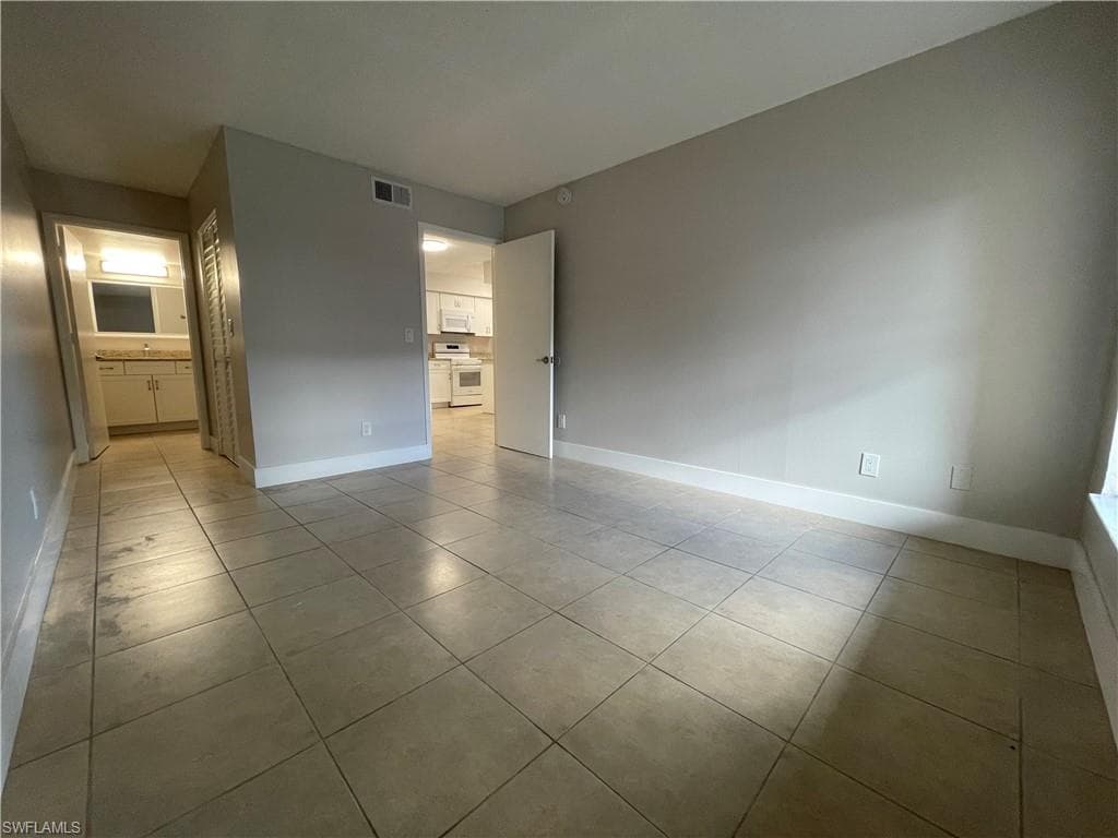 5323 Summerlin RD 2307-9