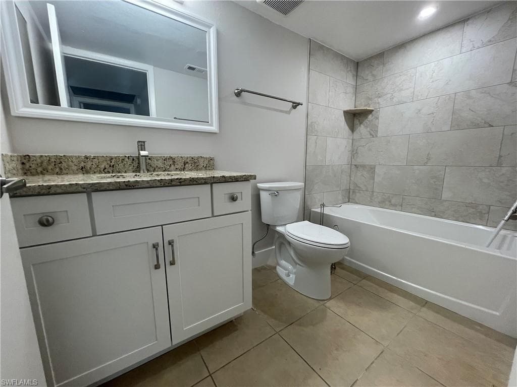 5323 Summerlin RD 2307-15