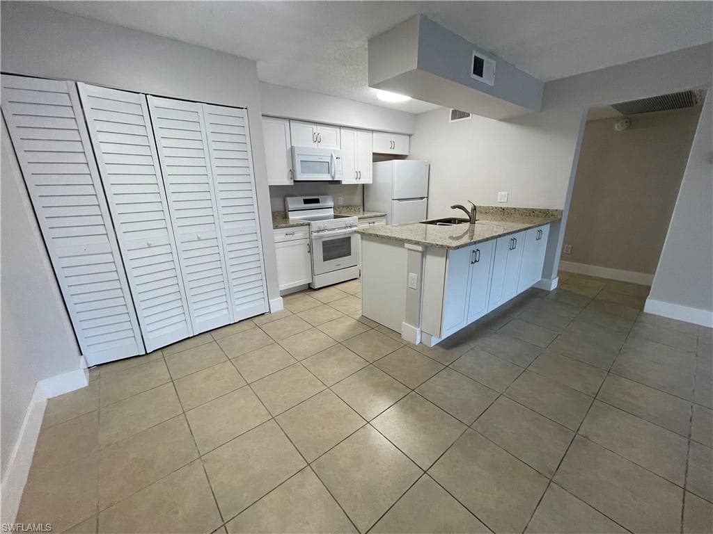 5323 Summerlin RD 2307-4
