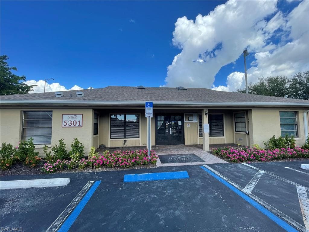 5323 Summerlin RD 2307-21