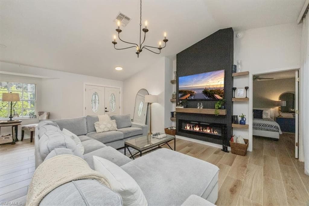 361 9th ST NW-6