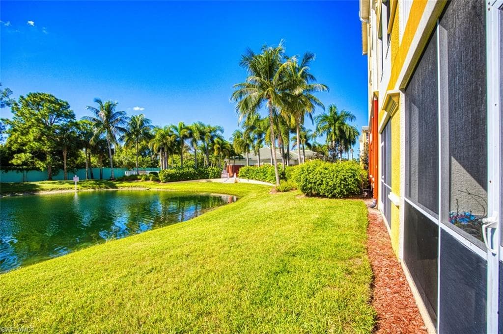 11021 Gulf Reflections DR 105-23