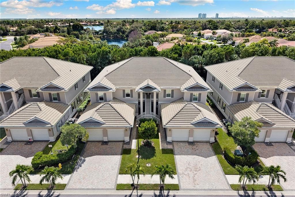 238 Indies DR E 201-27