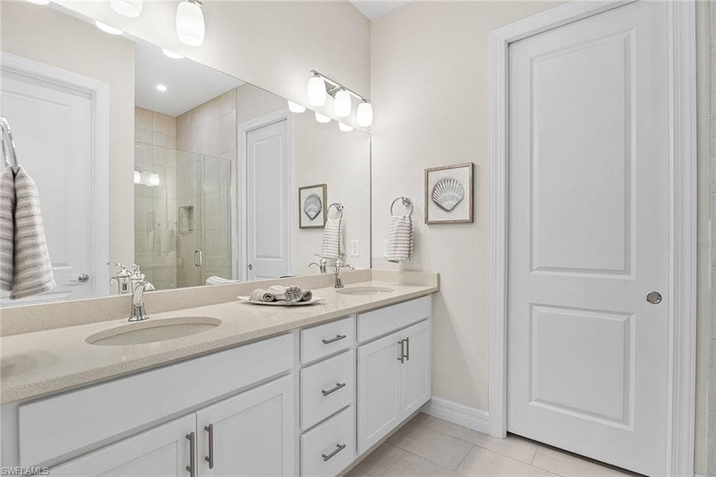 238 Indies DR E 201-12