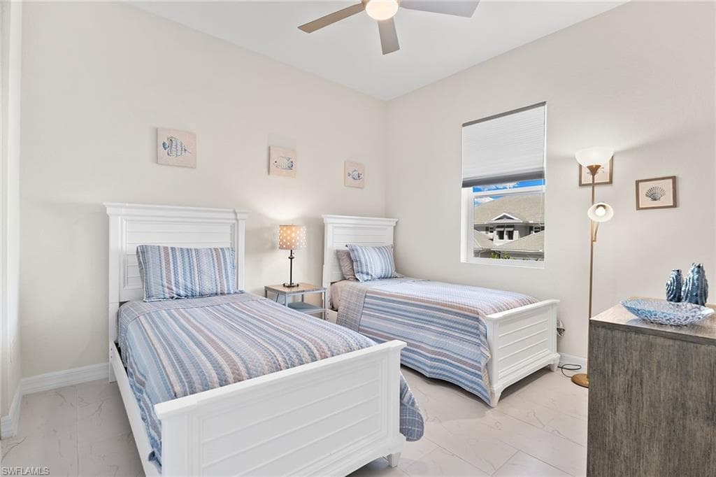 238 Indies DR E 201-14