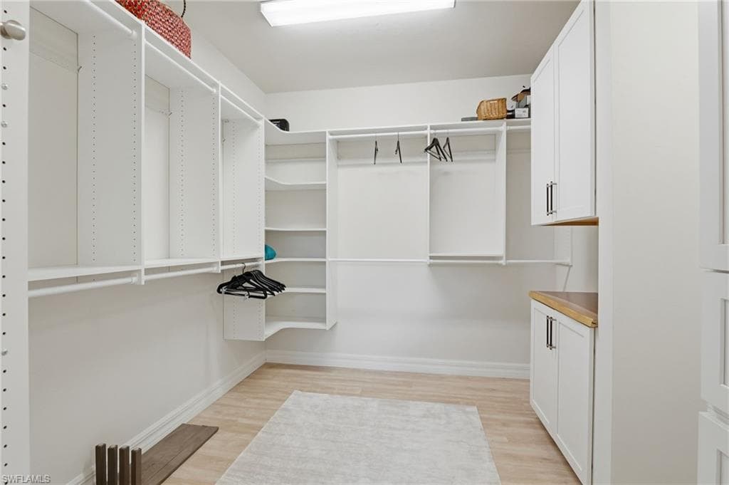 11012 Castlereagh ST-26