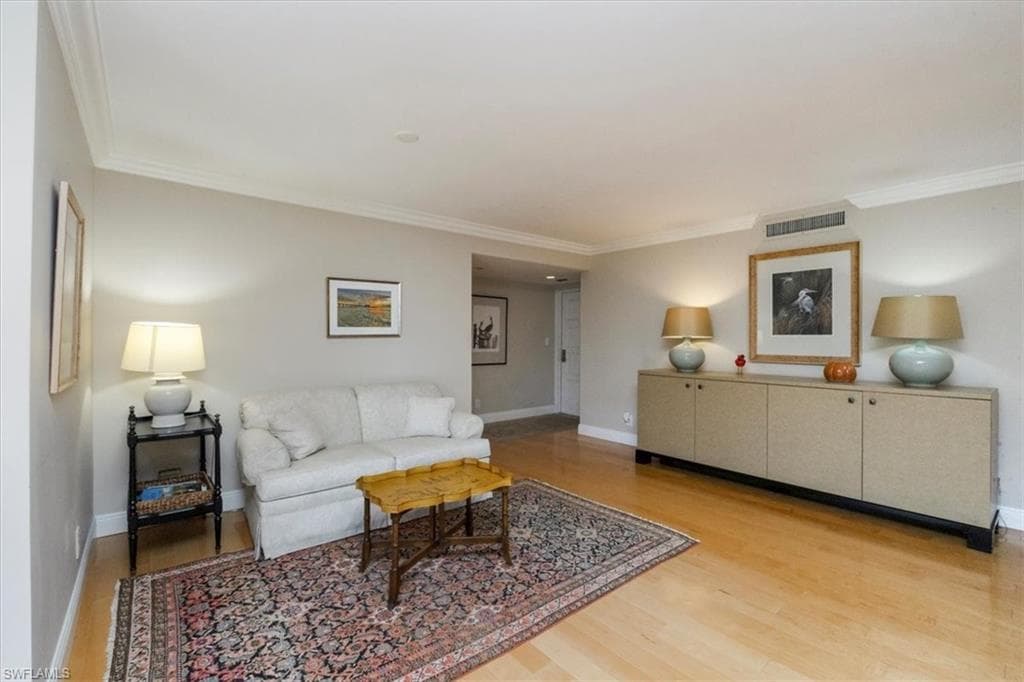 102 Clubhouse DR 176-9