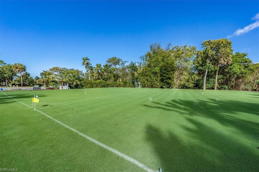 102 Clubhouse DR 176-30