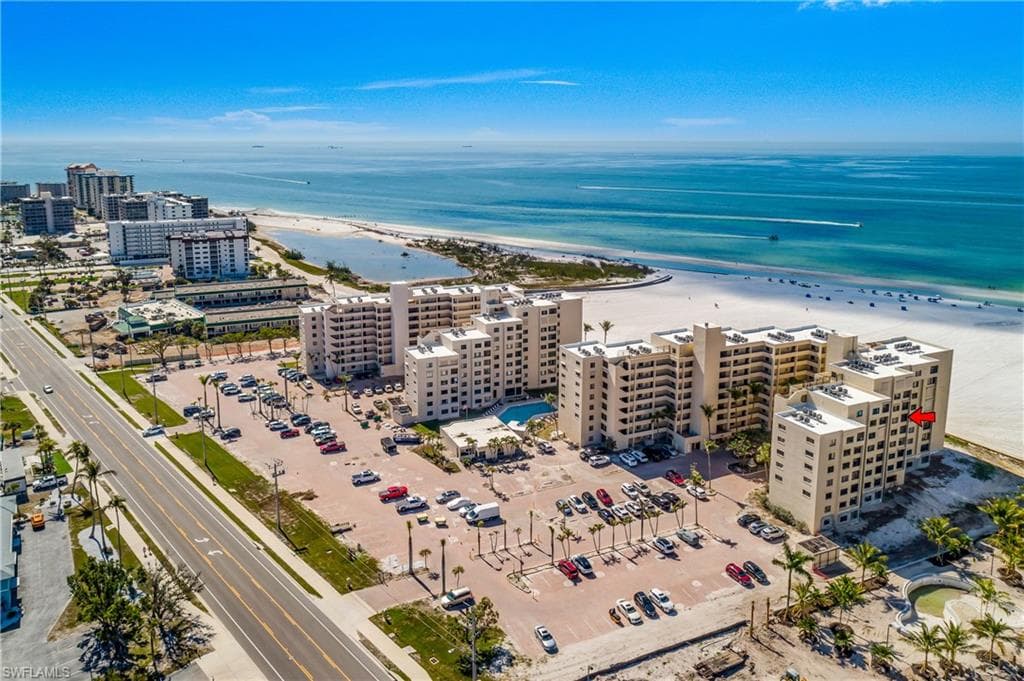 6660 Estero BLVD 603-24