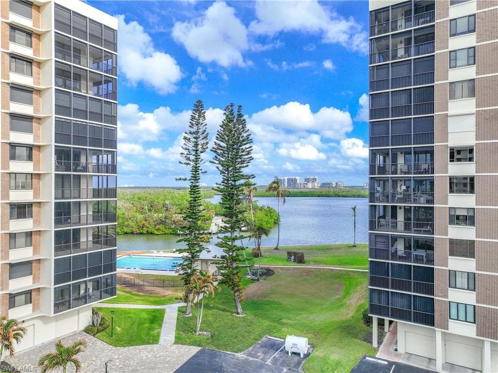 15 Bluebill AVE 103s-44