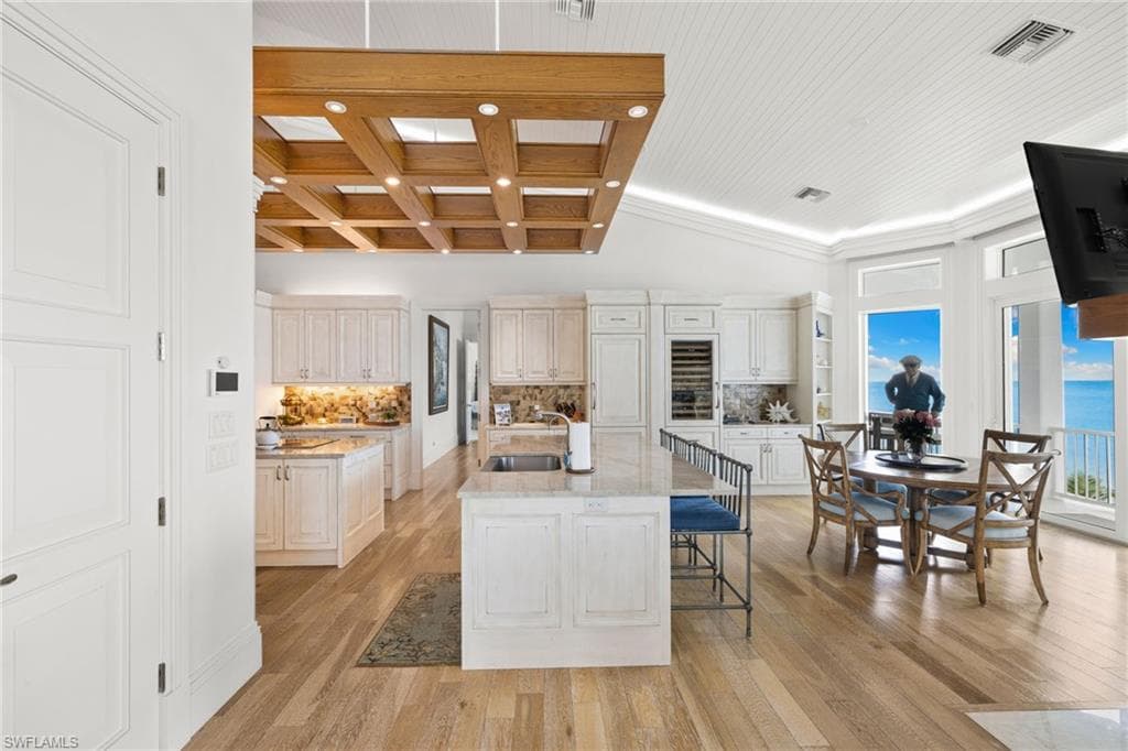 40 32nd AVE S-20