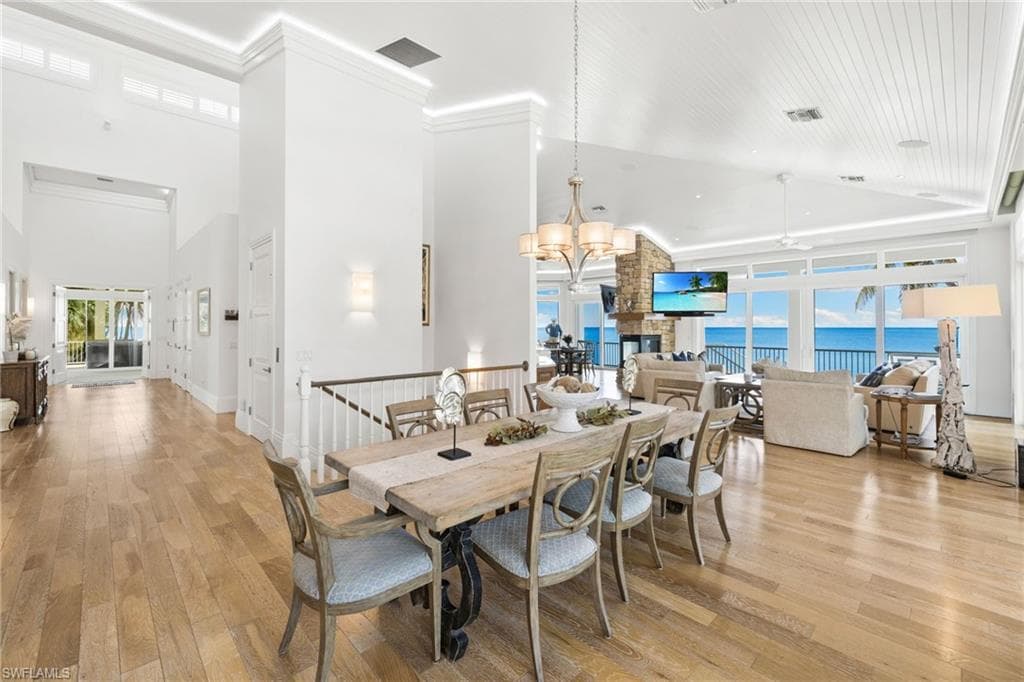 40 32nd AVE S-15