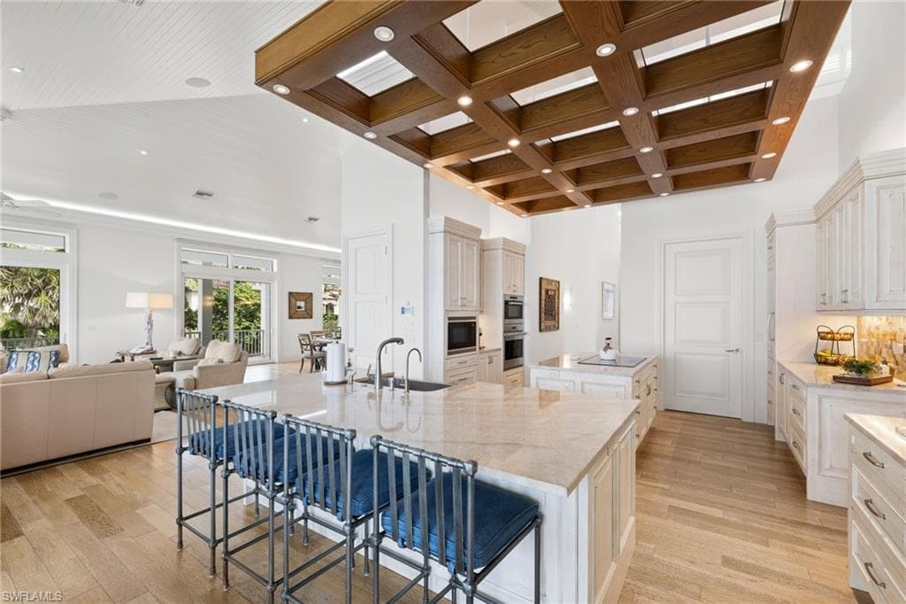 40 32nd AVE S-25