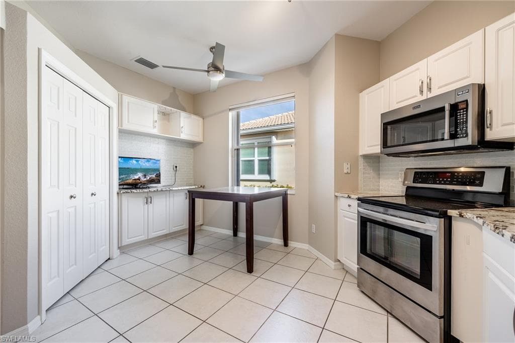 7678 Bay Lake DR-16