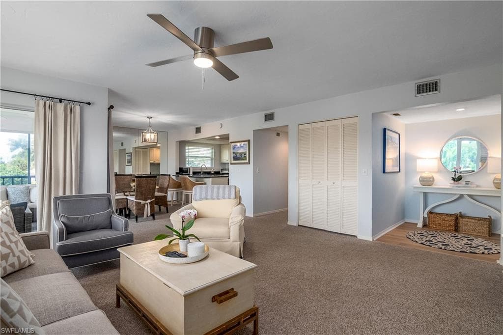 105 GEORGETOWN BLVD 105-2