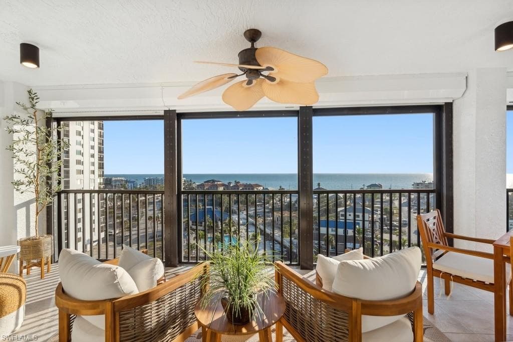 4753 Estero BLVD 804-17