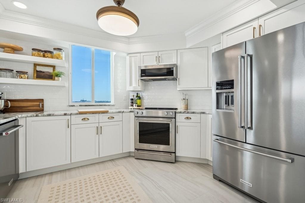 4753 Estero BLVD 804-8