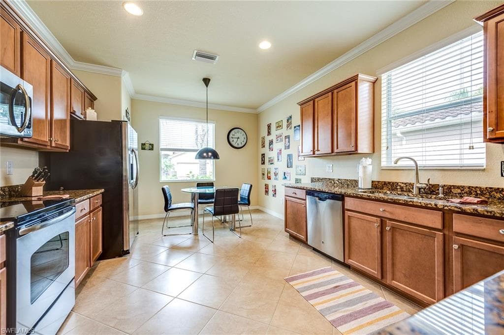 14796 Canton CT-7