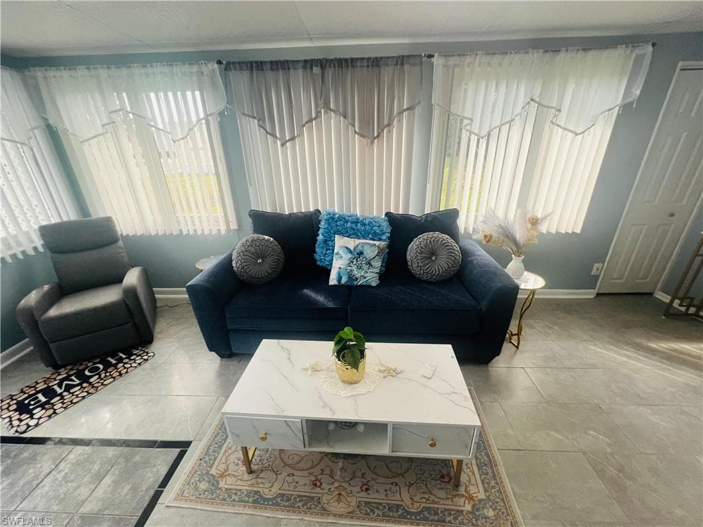 471 Palm DR 310-11