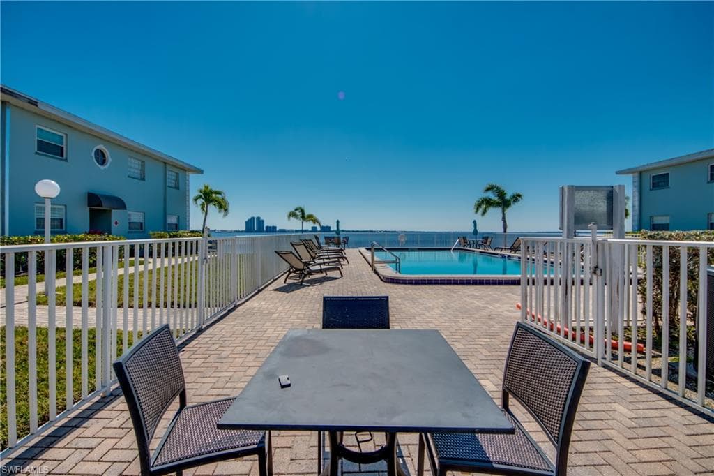 3324 N Key DR 5-35