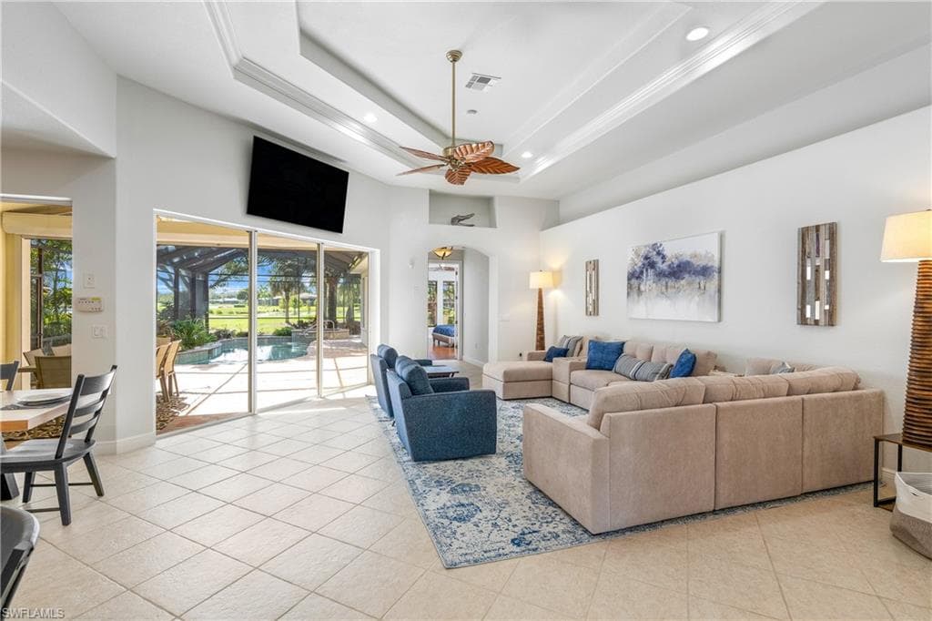 4923 Cerromar DR-5