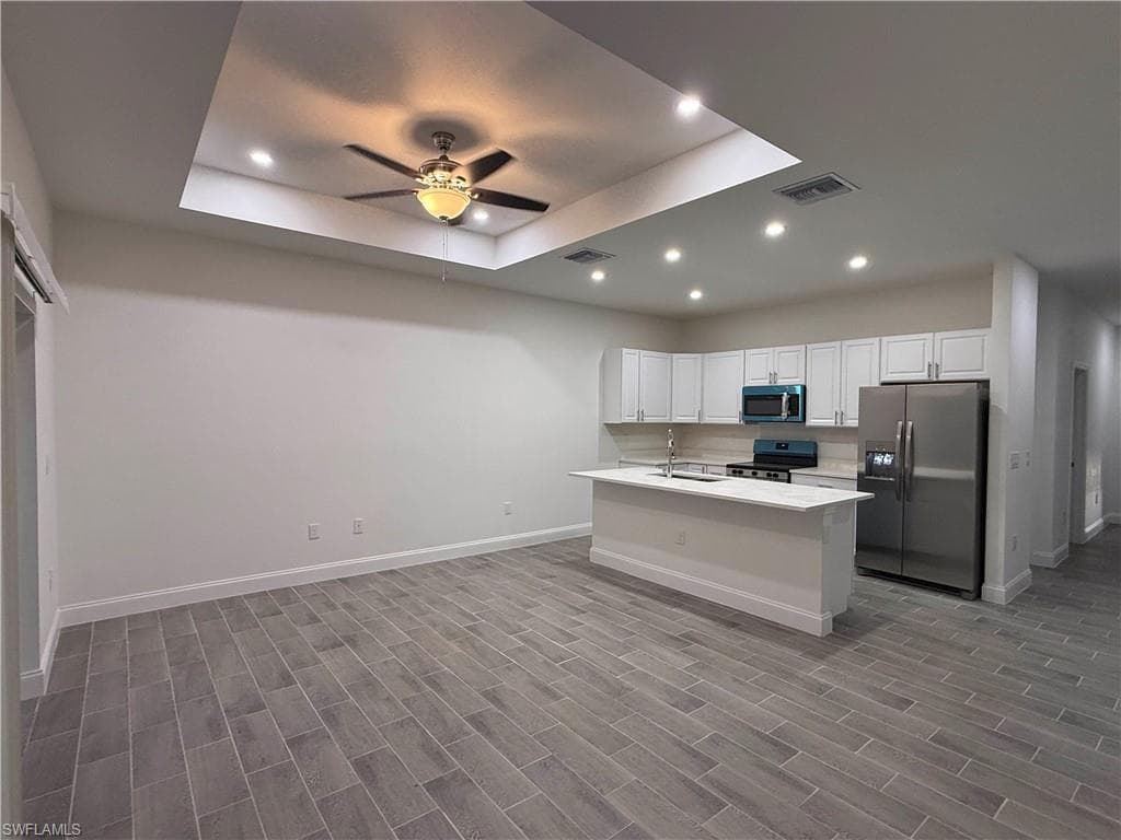 304-306 Gordon AVE S-24