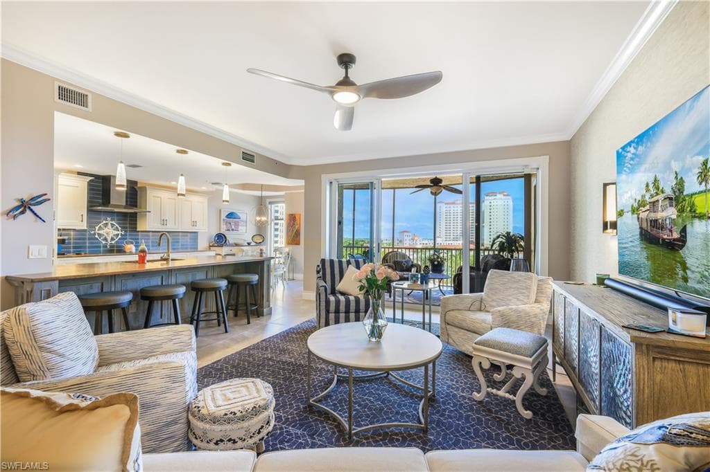 6081 Silver King BLVD 404-4