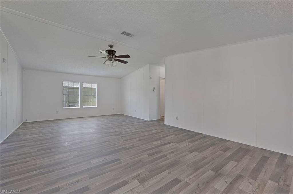 276 Grosbeak LN 276-2