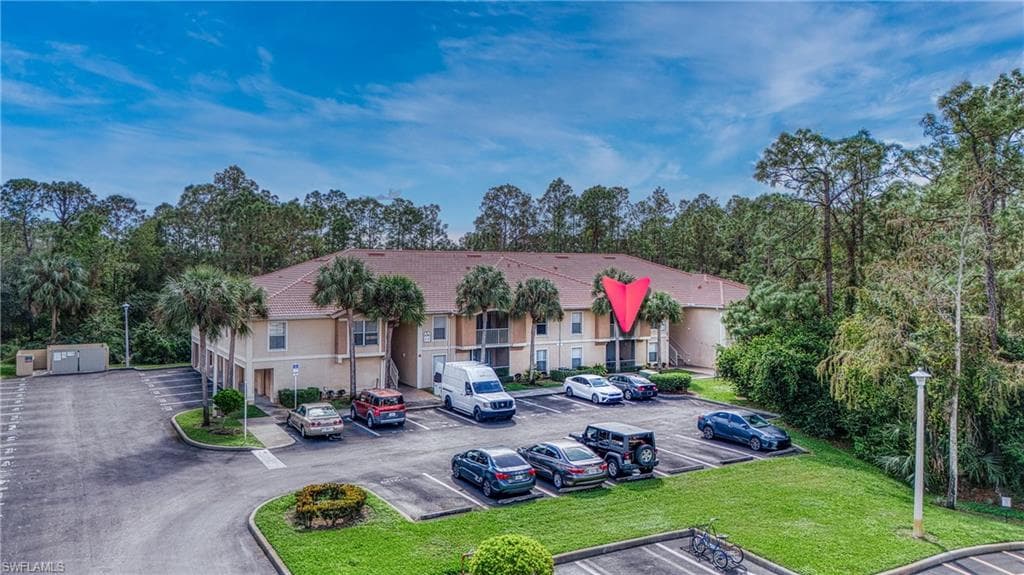 8290 Ibis Club LN 902-1