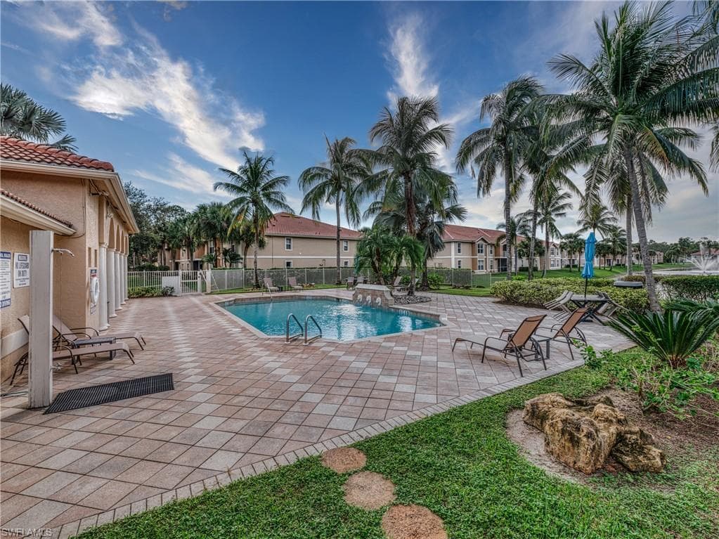 8290 Ibis Club LN 902-28