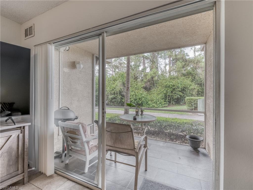 8290 Ibis Club LN 902-24