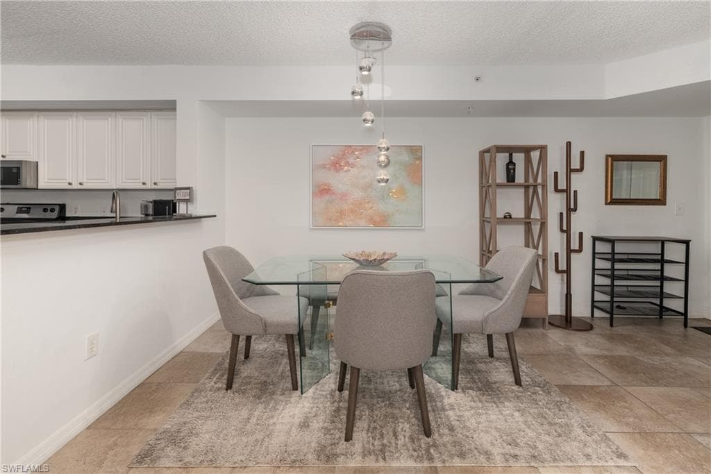 8290 Ibis Club LN 902-15