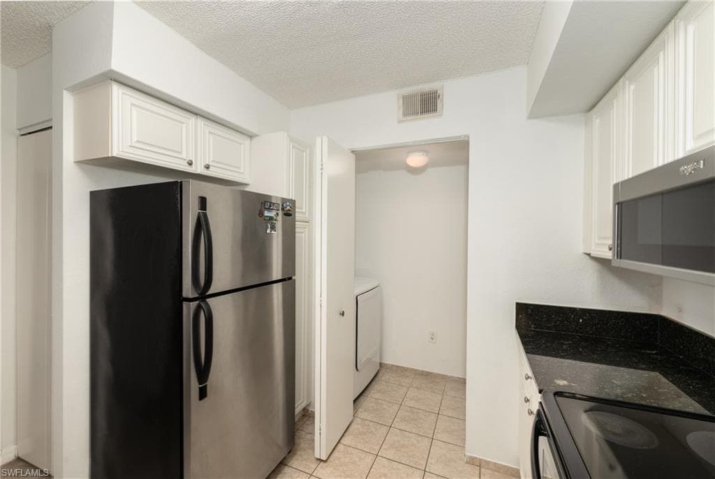 8290 Ibis Club LN 902-11