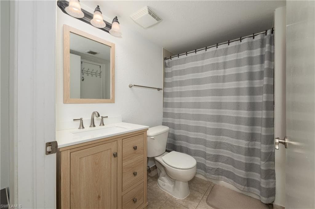 8290 Ibis Club LN 902-21