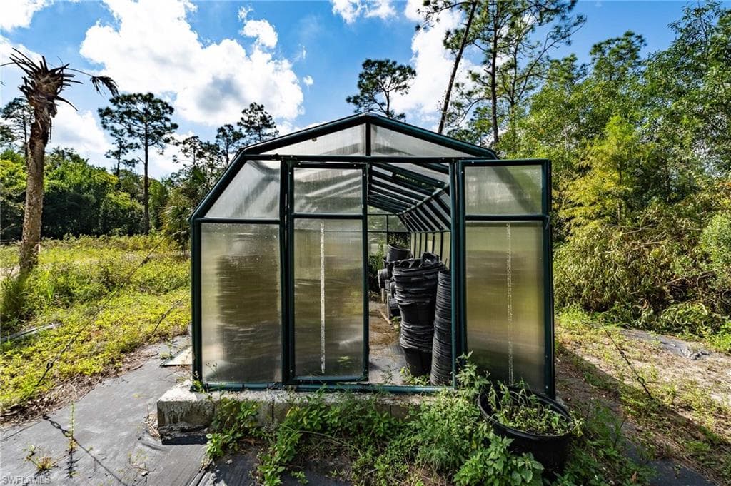 1065 Sanctuary RD-24